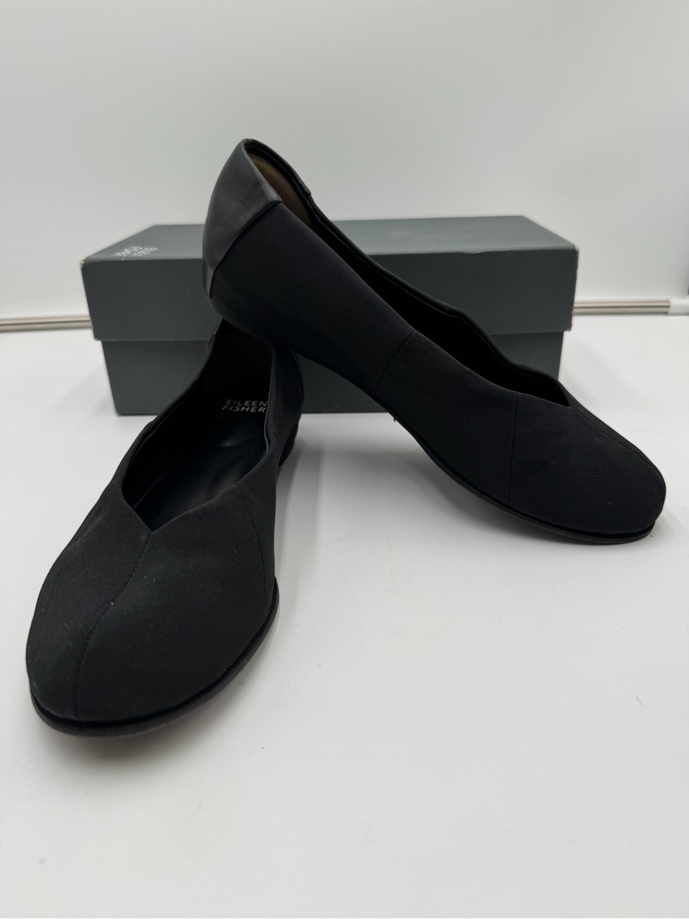 Eileen Fisher Black Grosgrain Flats Womens Size 8.5 Slip On Comfort